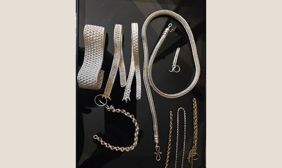 Classical Chain Making for Absolute Beginners