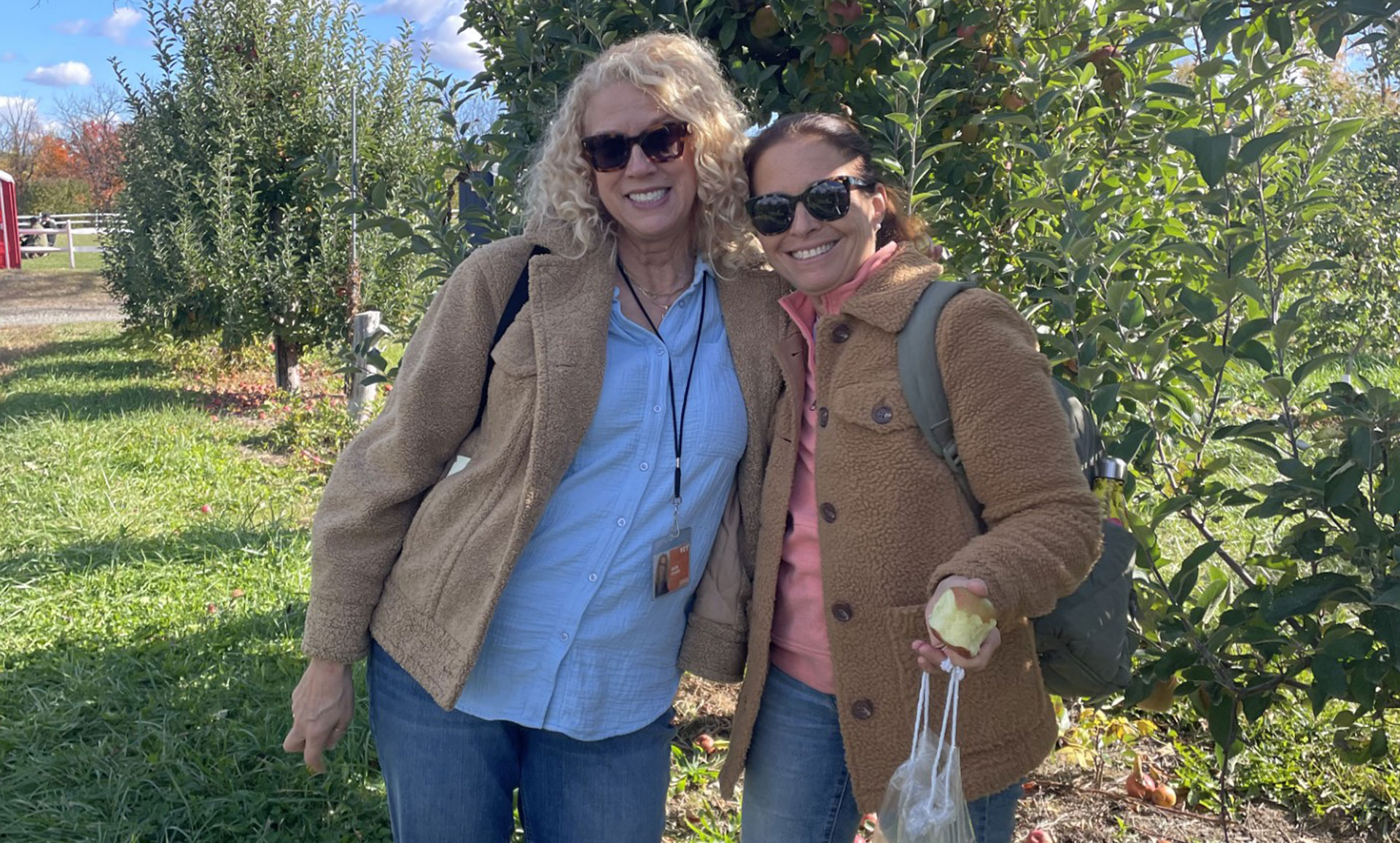 NEXUS apple picking