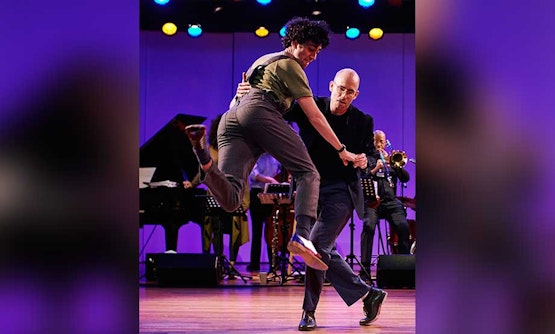 Lindy Hop (Beginner/Intermediate)